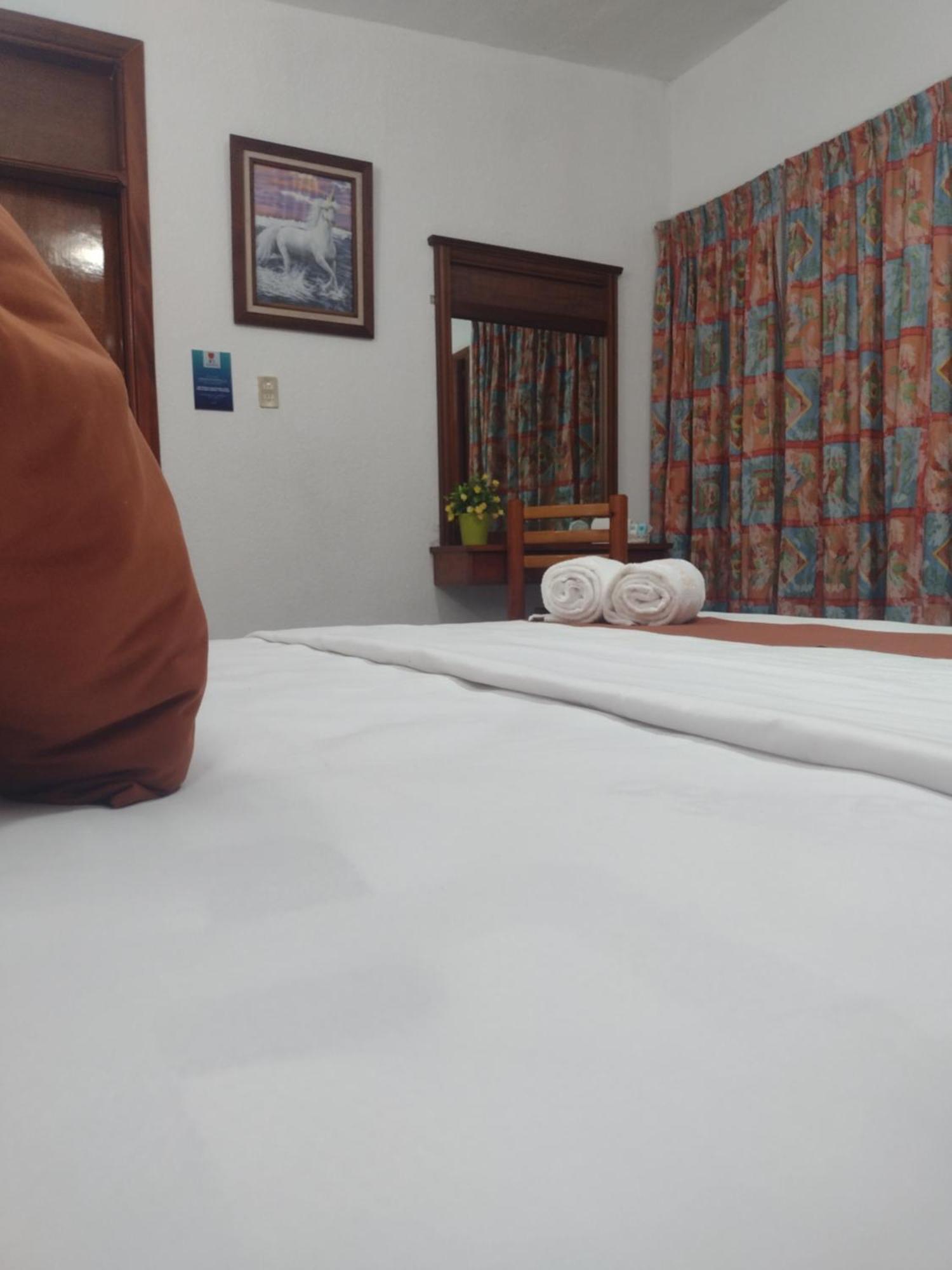 Hotel Hf Hacienda San Francisco Puente Nacional Oda fotoğraf