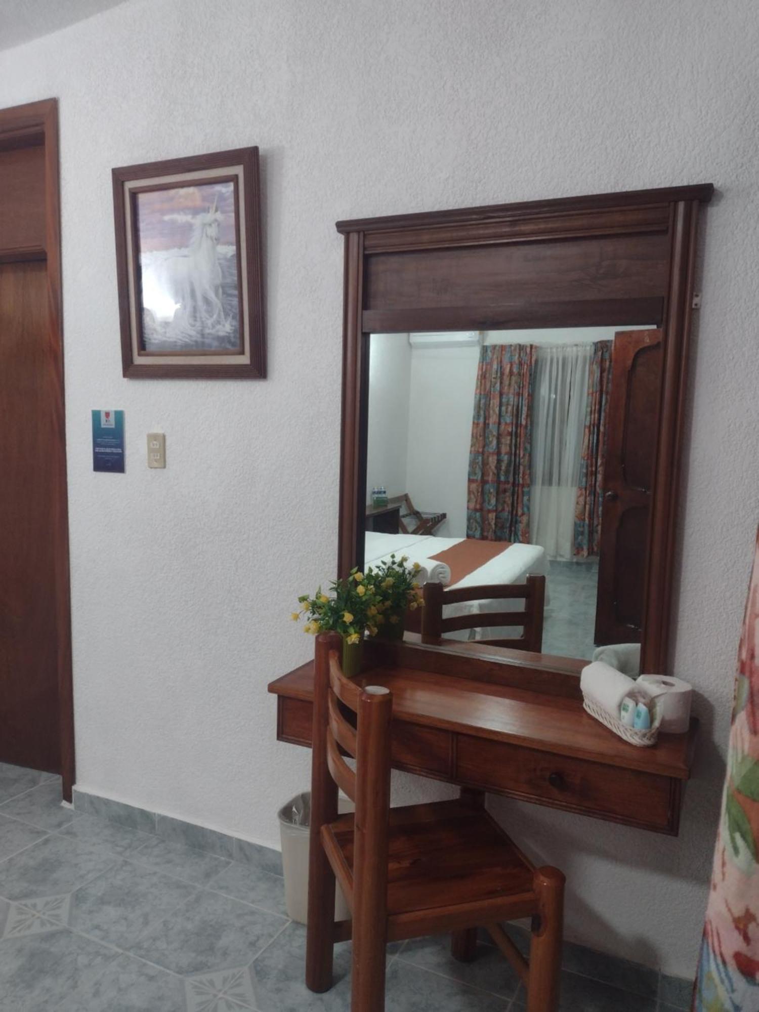 Hotel Hf Hacienda San Francisco Puente Nacional Oda fotoğraf